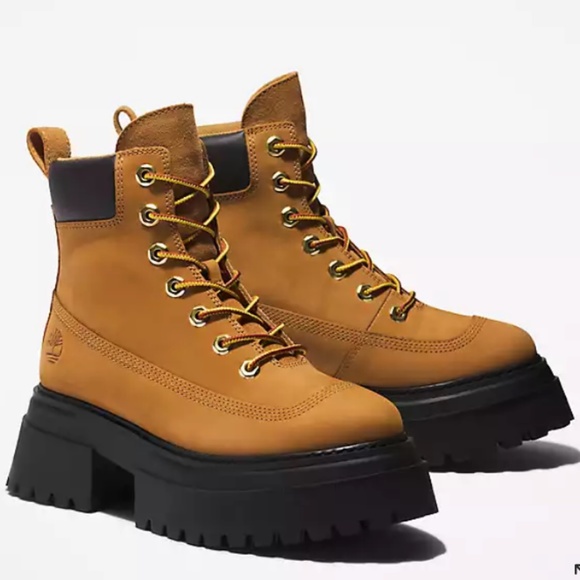 NEW Women's Timberland® Sky 6-Inch Lace-up Boot - Picture 1 of 10